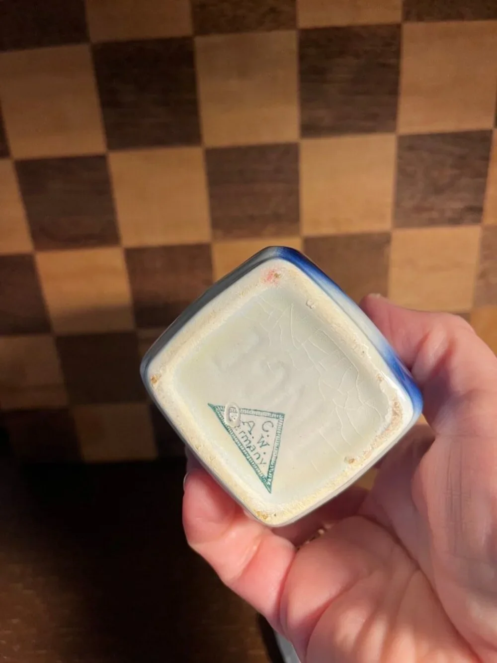 German Inga Delft Style Blue and White Cloves Canister A554, crack in corner of